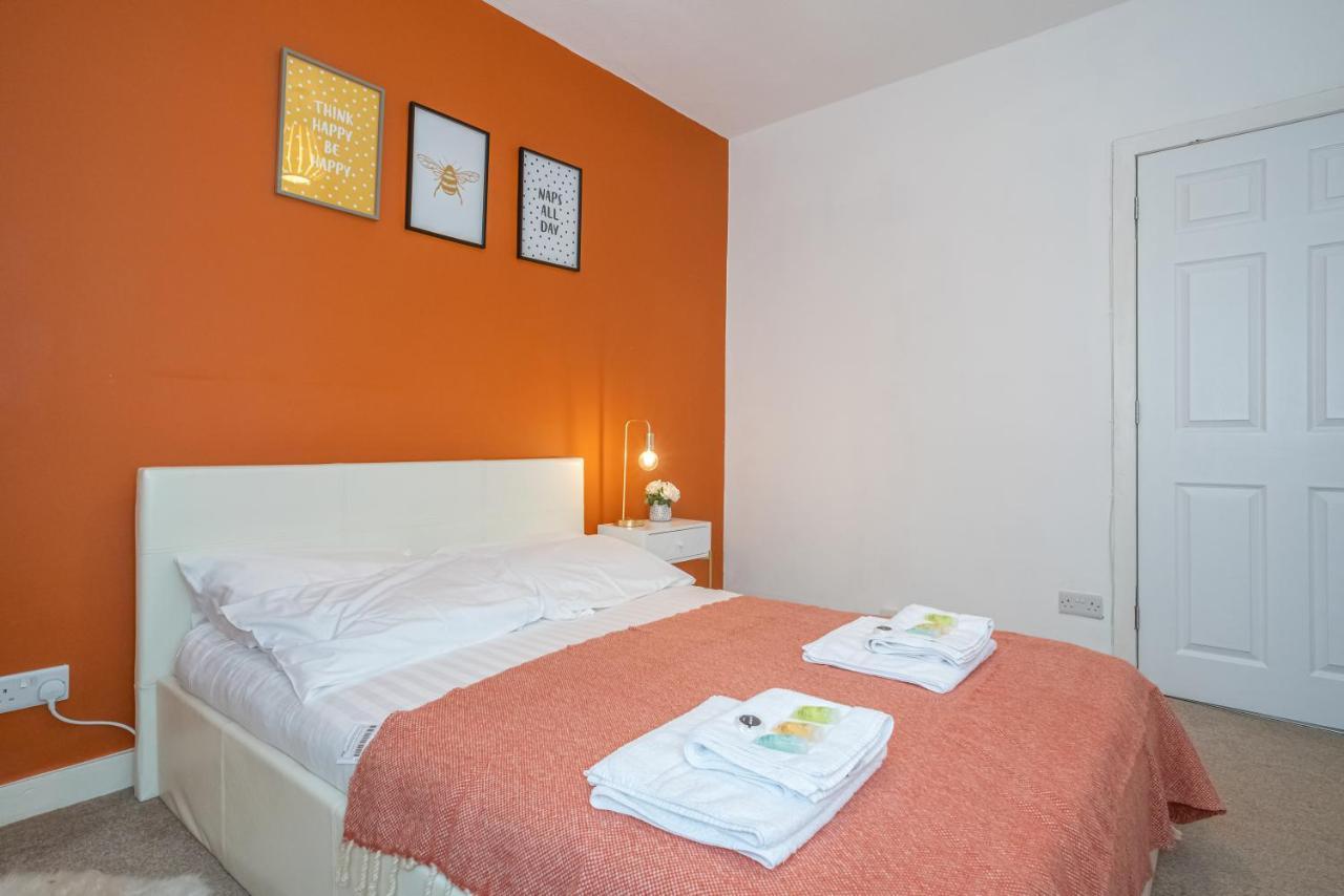 Pass The Keys Cosy And Spacious 2 Beds Flat With - Free Parking Эдинбург Экстерьер фото