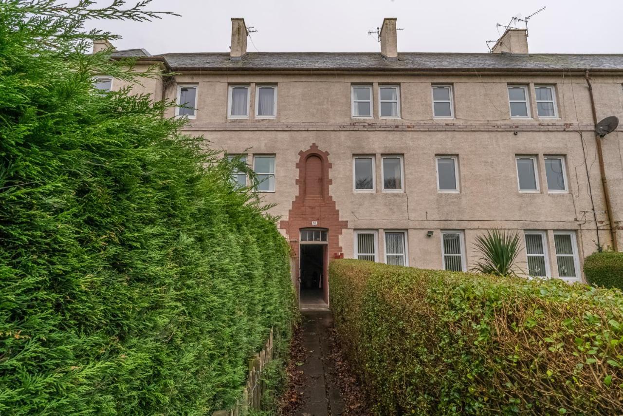 Pass The Keys Cosy And Spacious 2 Beds Flat With - Free Parking Эдинбург Экстерьер фото